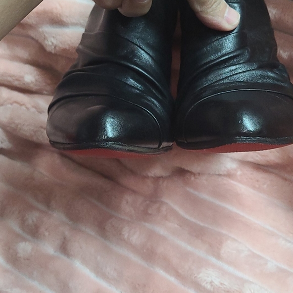 CHRISTIAN LOUBOUTIN VINTAGE BOOTIES - Picture 3 of 9